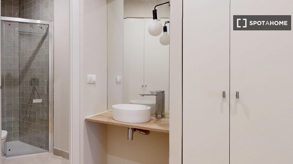 Apartment Madrid, 2 beds, 85m² — photo 11