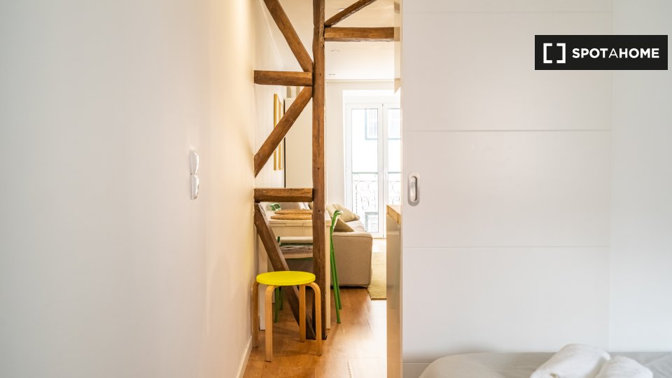 Apartment Lisbon, 1 bed — photo 12