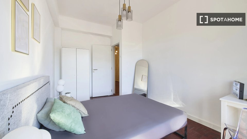 Double room Lisbon, 7 beds — photo 13