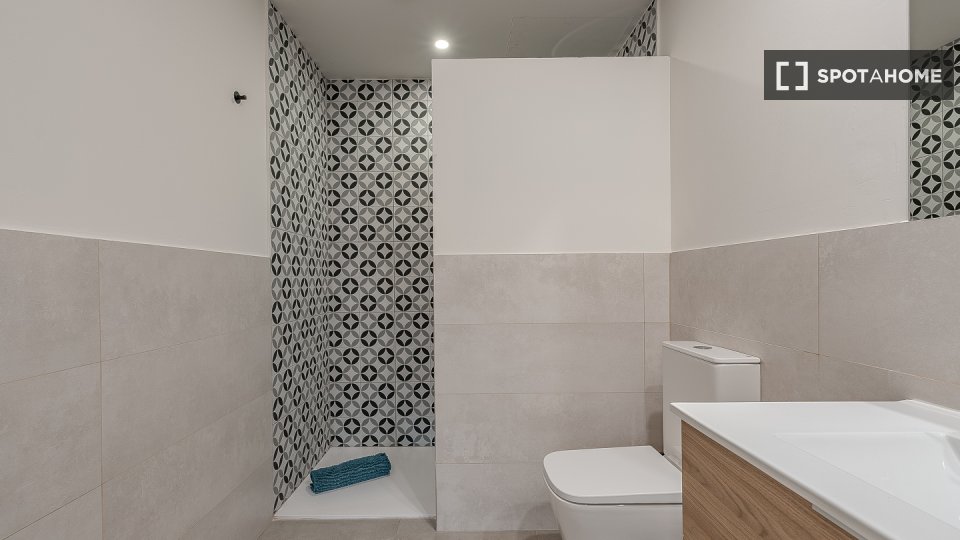 Double room Barcelona, 6 beds, 120m² — photo 86