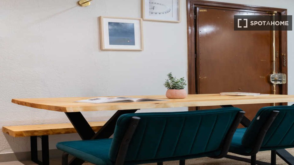 Double room Madrid, 6 beds — photo 49