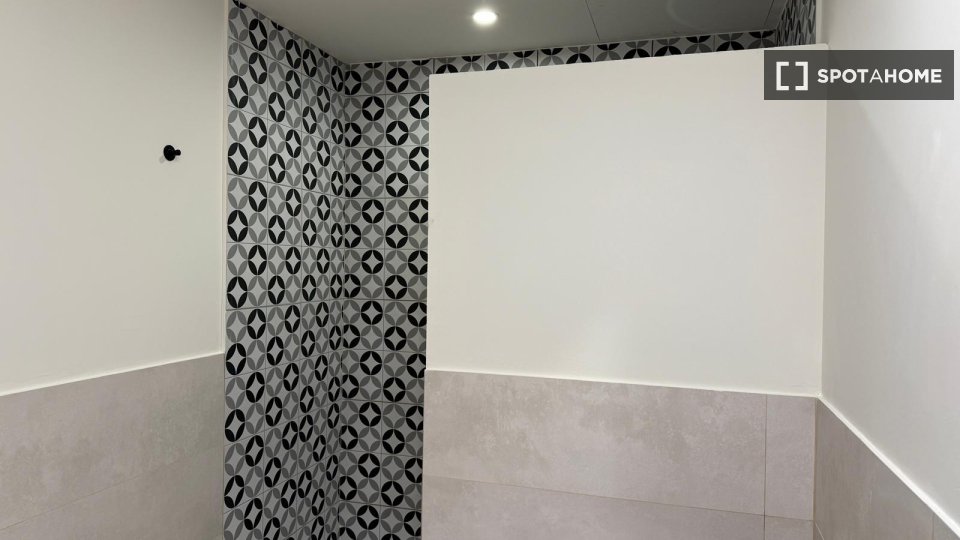 Double room Barcelona, 6 beds, 120m² — photo 60