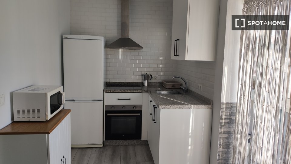 Apartment Granada, 3 beds, 65m² — photo 29