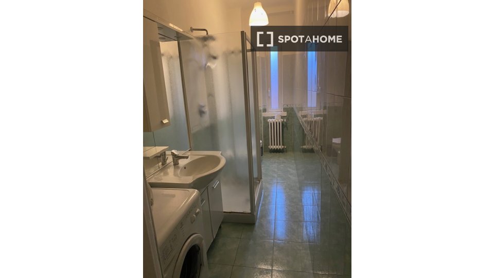 Double room Milan, 2 beds — photo 3