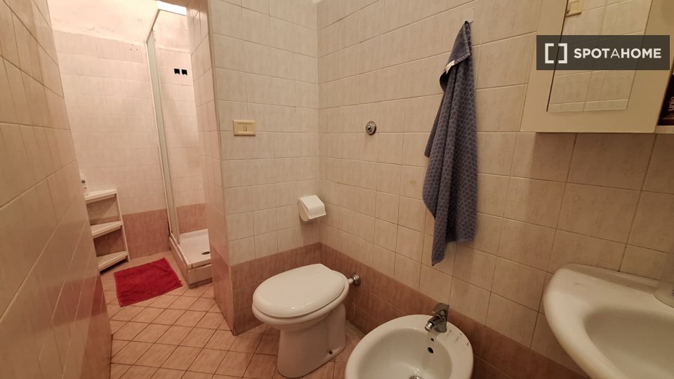 Double room Naples, 5 beds — photo 8