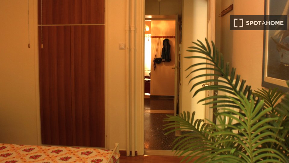 Apartment Athens, 1 bed, 64m² — photo 4