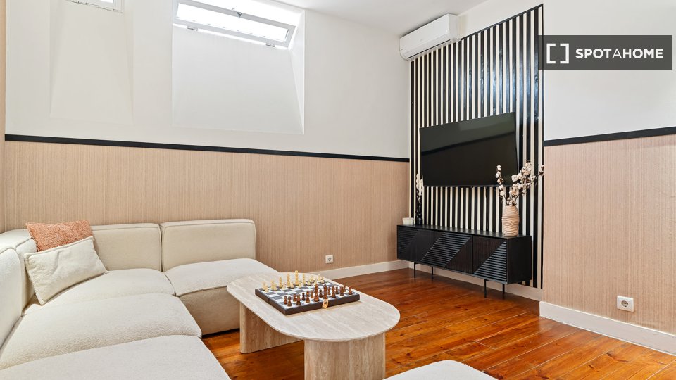 Double room Lisbon, 10 beds — photo 25