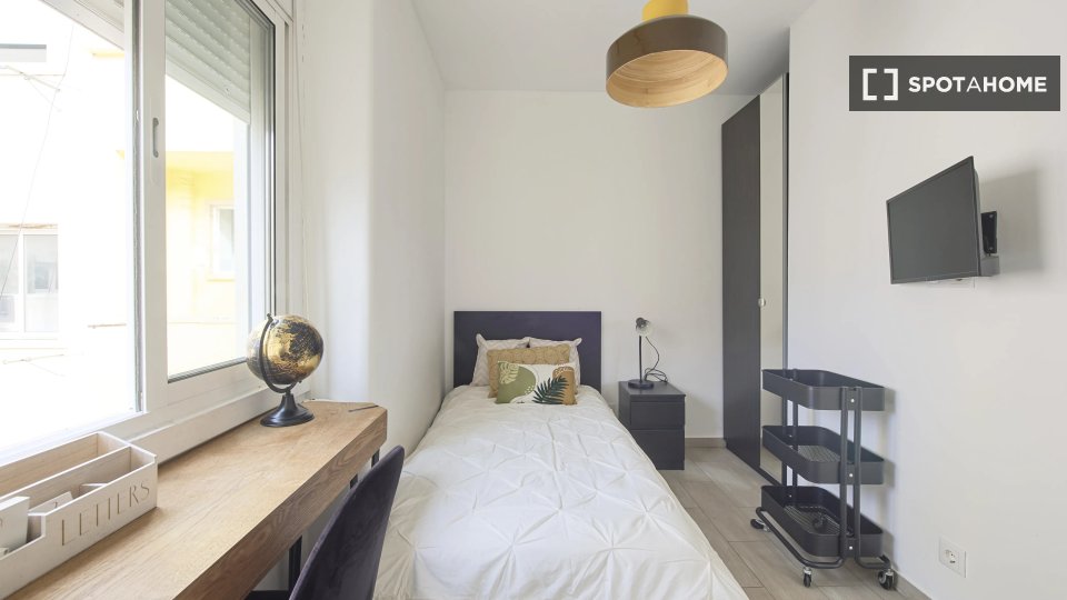 Double room Lisbon, 6 beds — photo 3