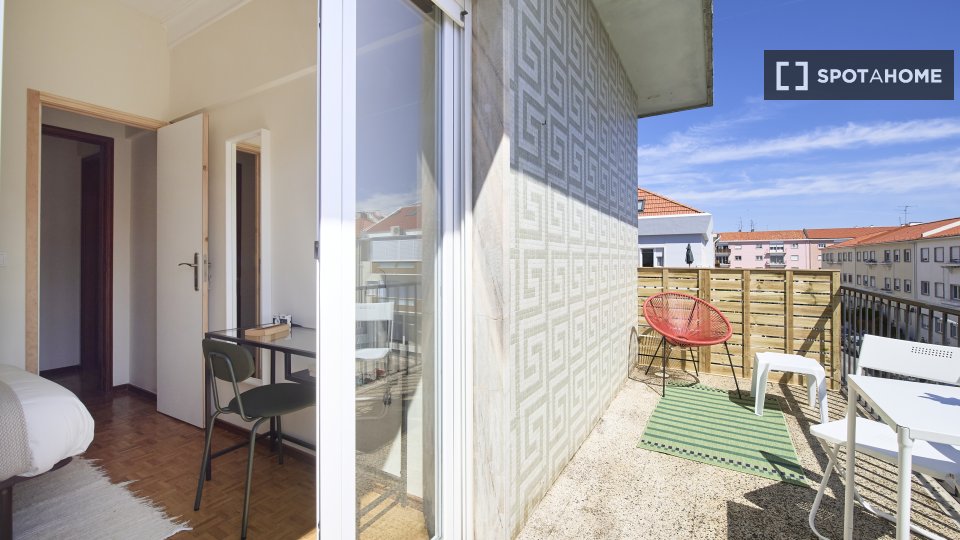 Double room Lisbon, 10 beds — photo 10