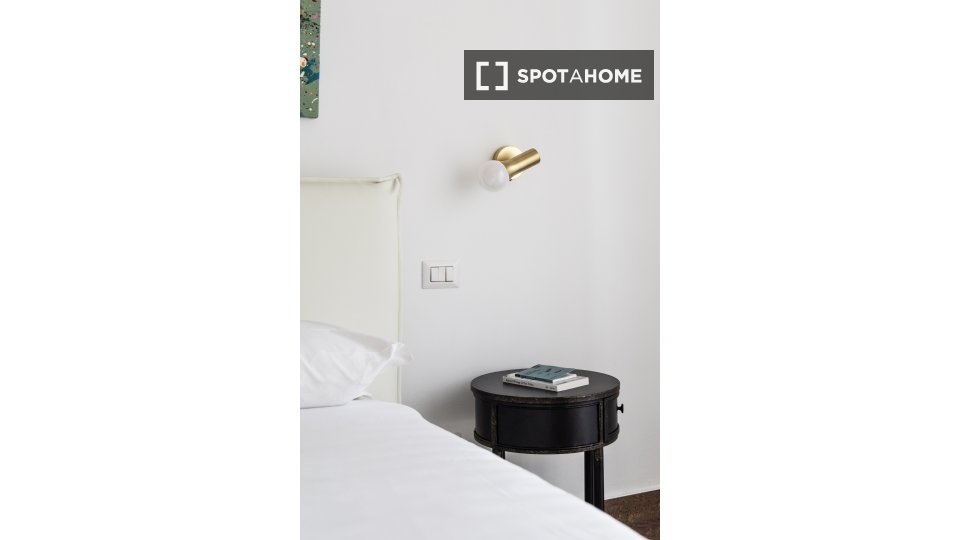 Apartment Milan, 1 bed, 55m² — photo 3