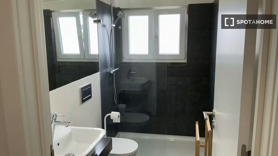 Apartment Lisbon, 2 beds — photo 9