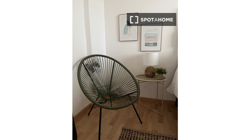 Double room Lisbon, 1 bed, 140m² — photo 5