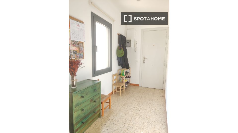 Double room Barcelona, 3 beds — photo 13
