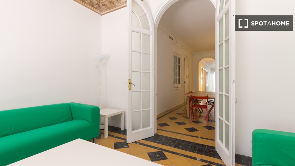 Double room Barcelona, 8 beds, 175m² — photo 13