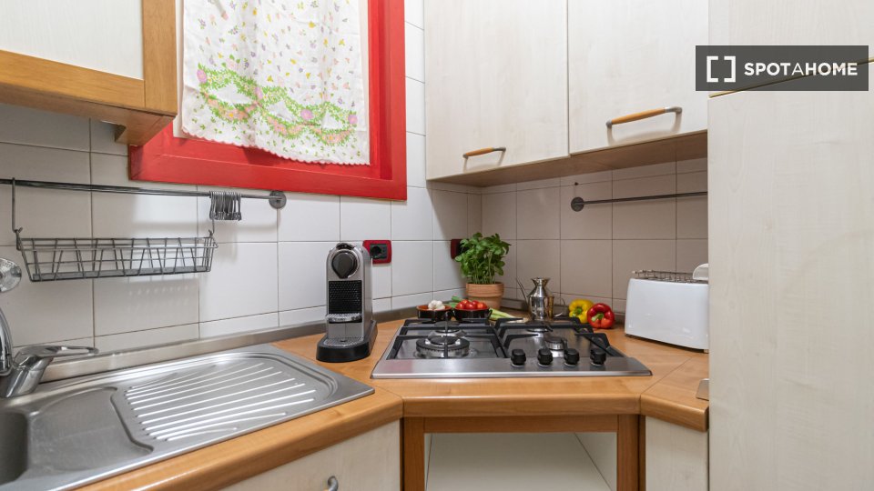 Apartment Milan, 1 bed, 63m² — photo 3