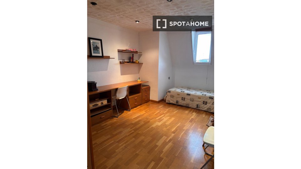 Double room Barcelona, 2 beds — photo 1