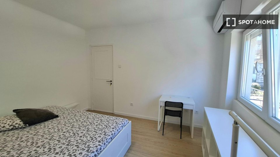 Double room Porto, 4 beds — photo 14