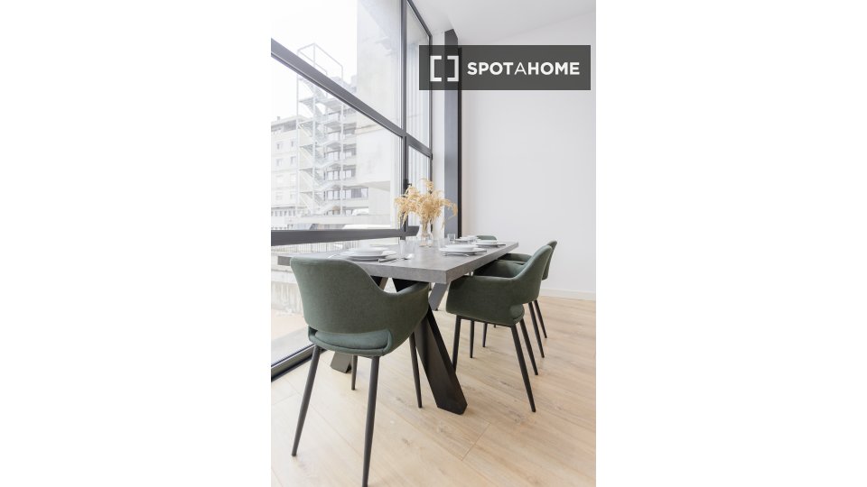 Apartment Porto, 2 beds, 130m² — photo 2