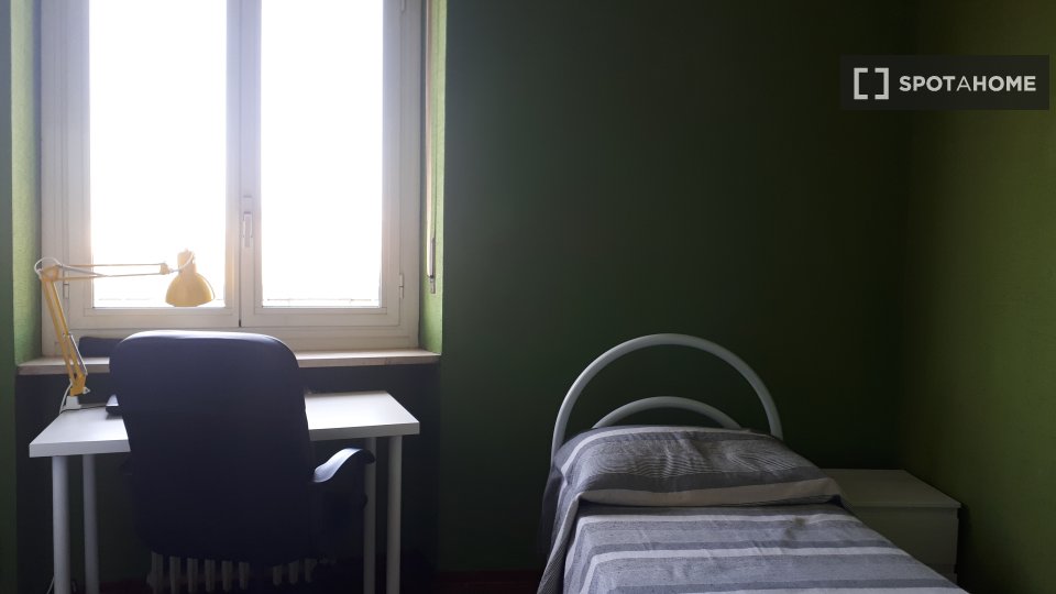 Double room Turin, 4 beds, 122m² — photo 1