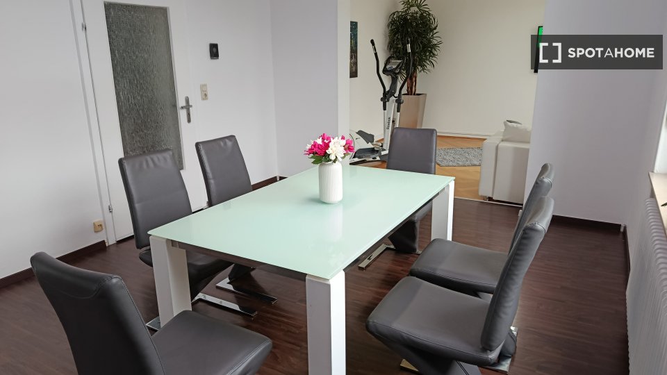 Apartment mono Frankfurt, 83m² — photo 18