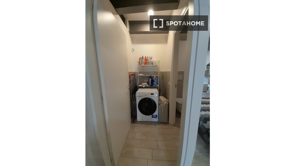 Apartment Milan, 1 bed — photo 4