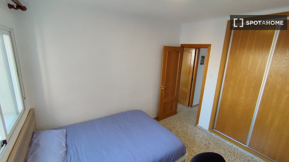 Double room Malaga, 3 beds, 80m² — photo 42