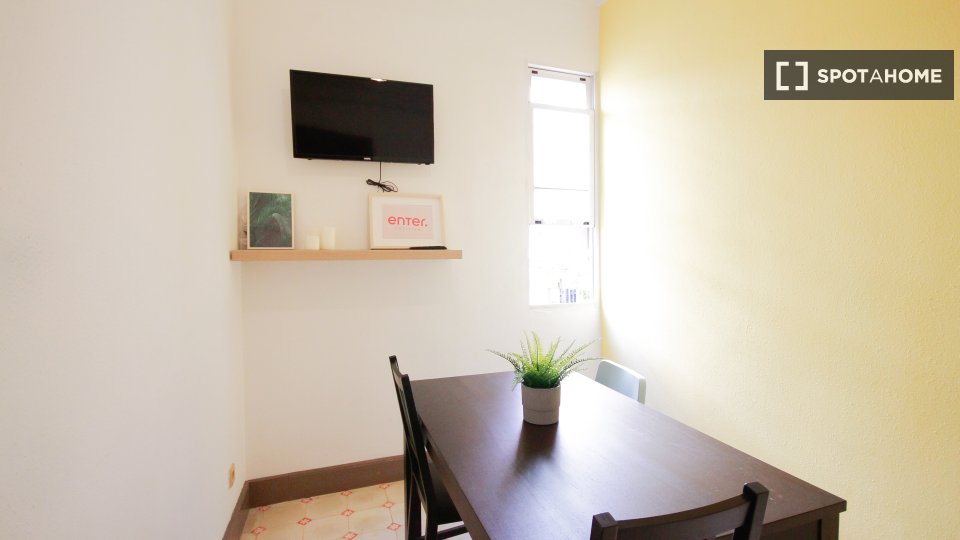 Double room Barcelona, 9 beds — photo 10