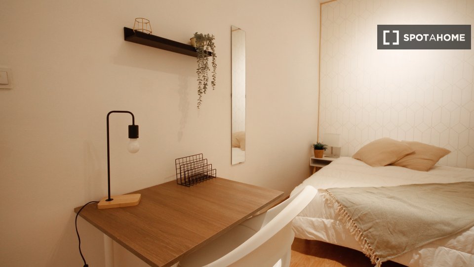 Double room Barcelona, 6 beds — photo 7