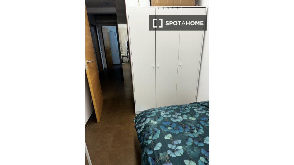 Se alquila habitación en El Carme, Valencia