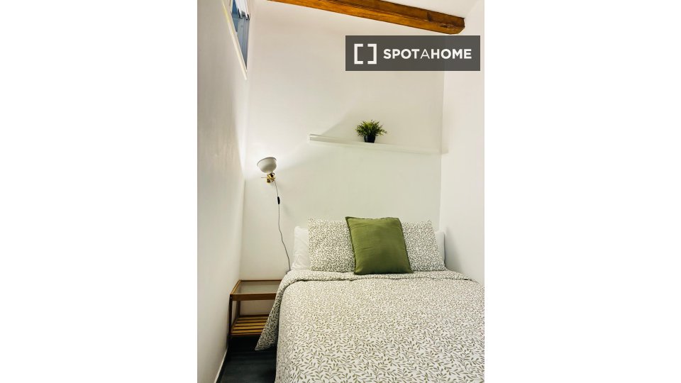 Apartment Barcelona, 1 bed, 40m² — photo 1