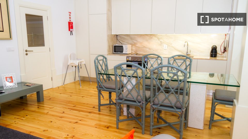 Apartment mono Porto, 120m² — photo 1