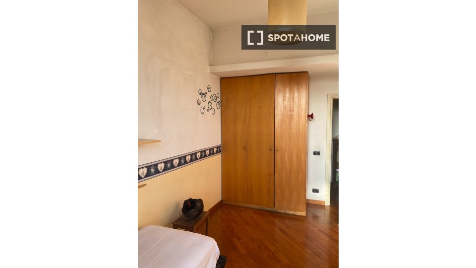 Double room Florence, 3 beds, 115m² — photo 16
