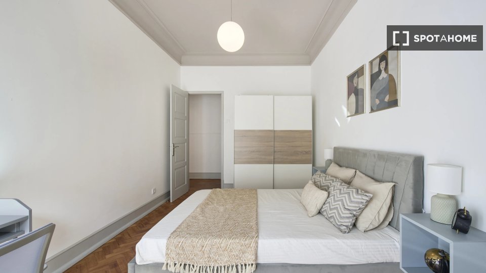 Double room Lisbon, 7 beds — photo 12