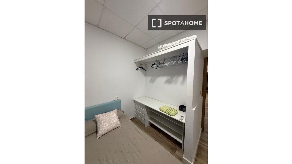 Double room Murcia, 4 beds — photo 28