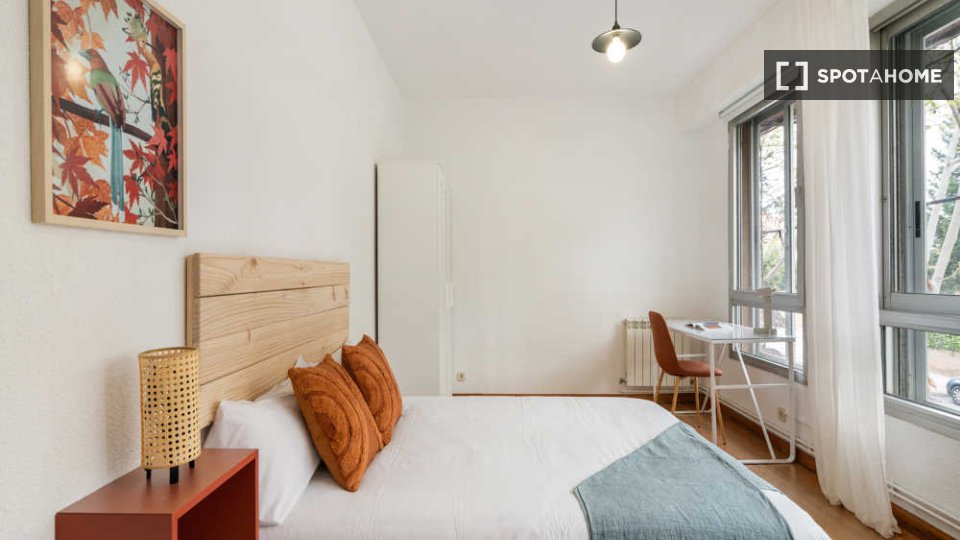 Double room Madrid, 10 beds — photo 24