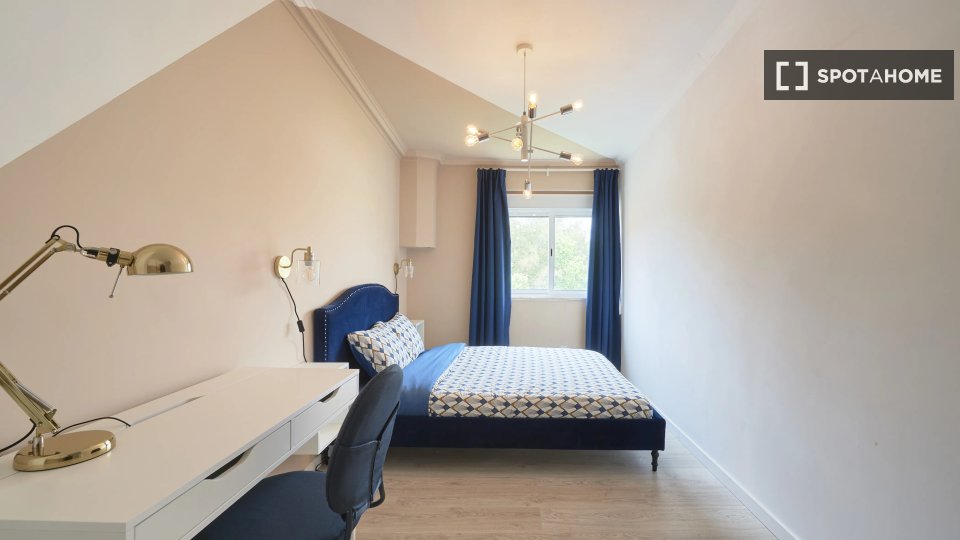 Double room Lisbon, 11 beds — photo 1