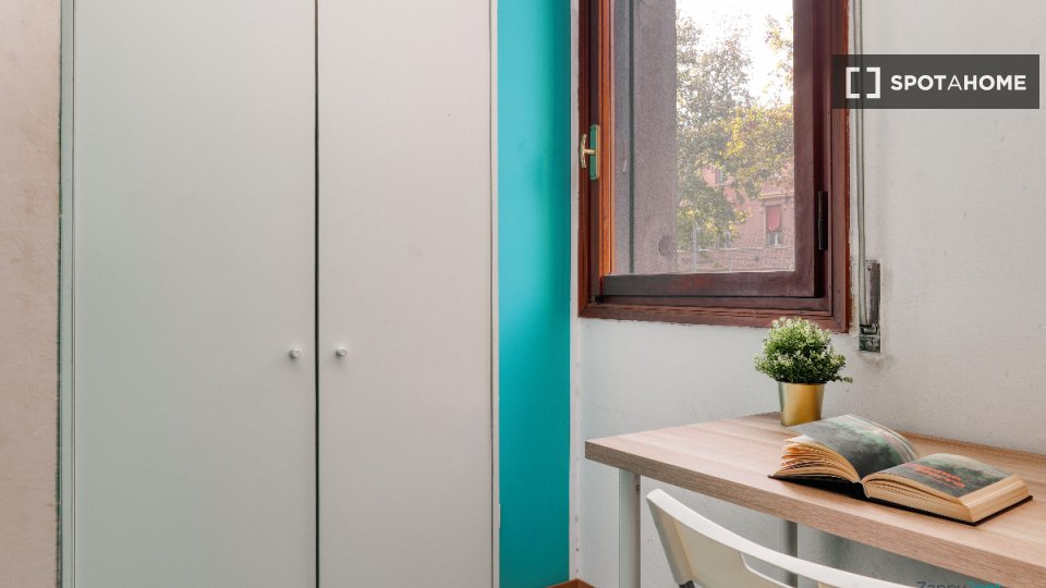 Double room Bologna, 11 beds — photo 19