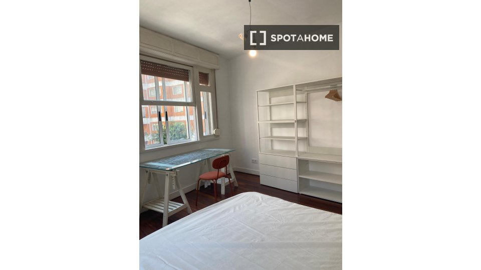 Double room Vigo, 4 beds, 110m² — photo 7