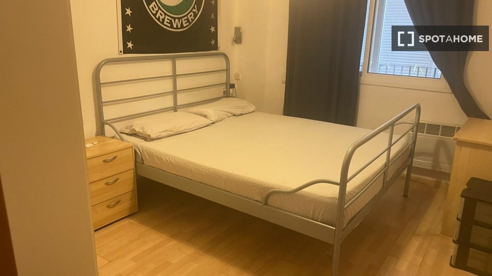 Double room Barcelona, 2 beds, 60m² — photo 5