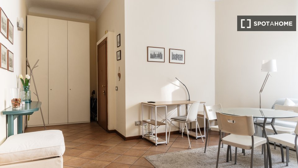 Apartment Milan, 2 beds — photo 11