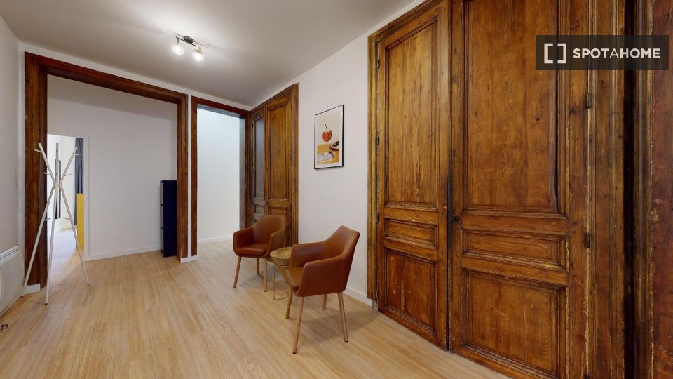 Double room Marseille, 18 beds — photo 5