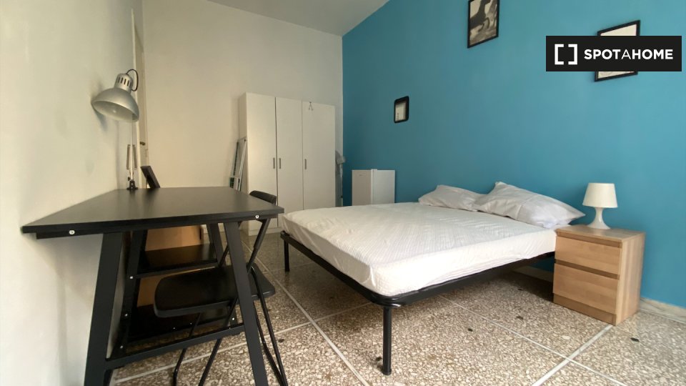 Double room Rome, 5 beds — photo 4