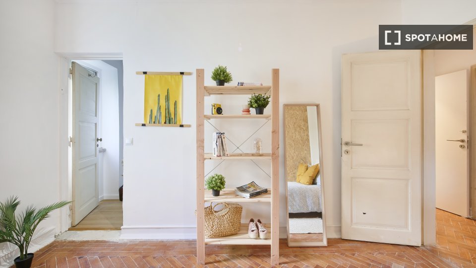 Double room Lisbon, 8 beds — photo 26