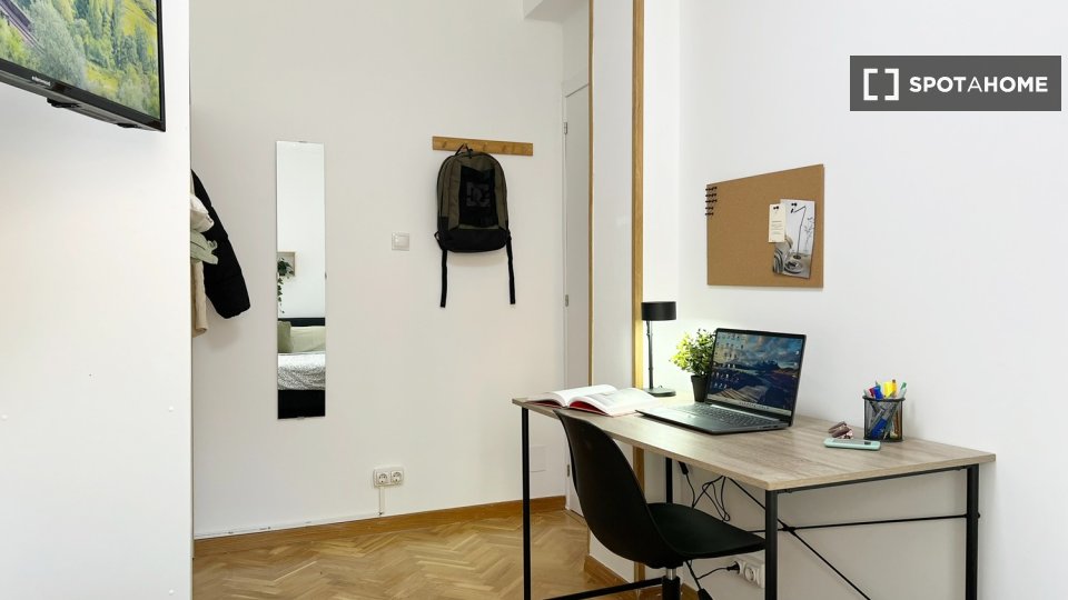 Double room Madrid, 7 beds — photo 1