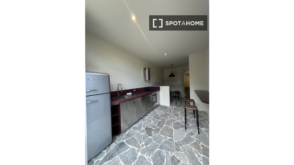 Double room Brussels, 3 beds, 95m² — photo 15
