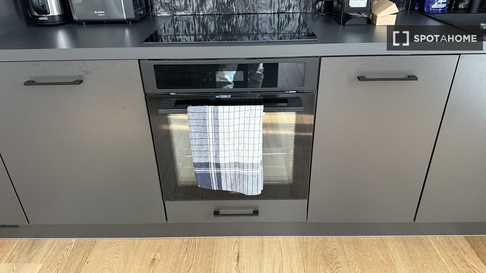 Apartment Brussels, 1 bed, 80m² — photo 2