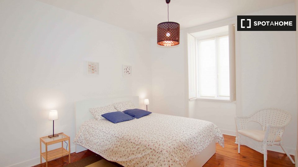 Apartment Lisbon, 4 beds, 110m² — photo 9