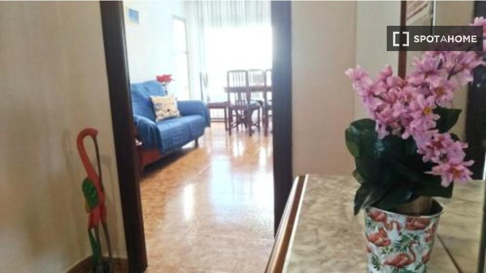 Apartment Valencia, 3 beds, 88m² — photo 15