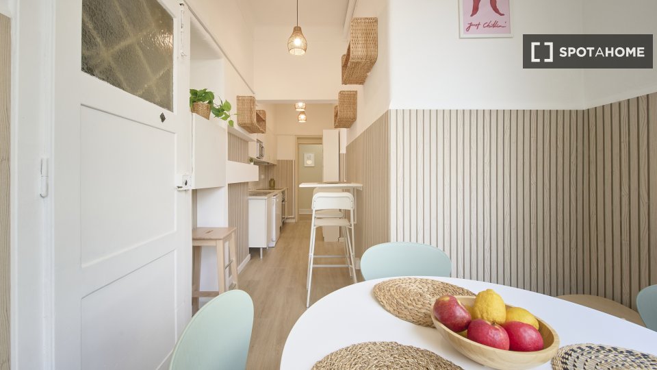 Double room Lisbon, 7 beds — photo 1
