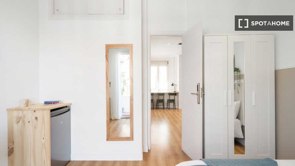 Double room Madrid, 8 beds — photo 41